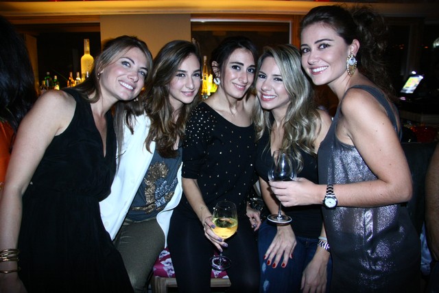 Les Folies de Caprice at Iris